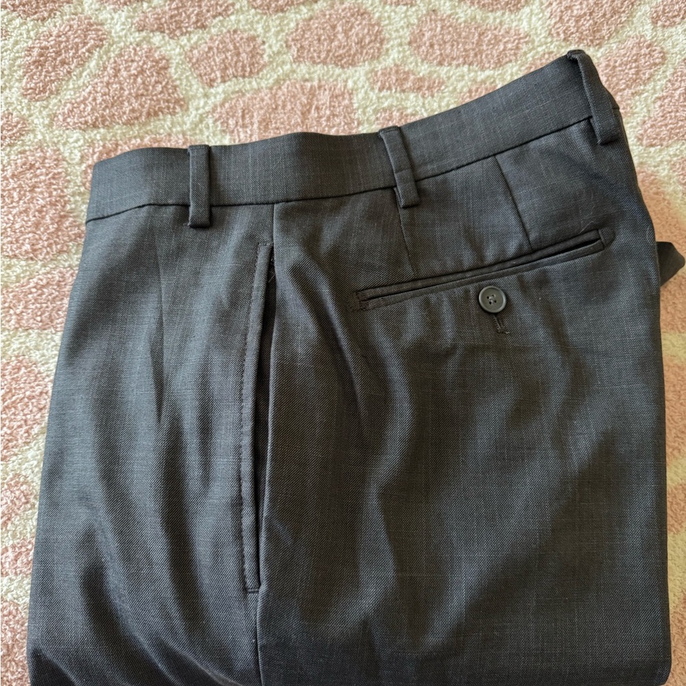 Calvin Klein Mens Slim fit Dress Pants 36 / 30 Grey Solid